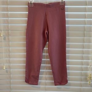 The brand is Matilda Jane. A size 10. They are light pink quarter pants.